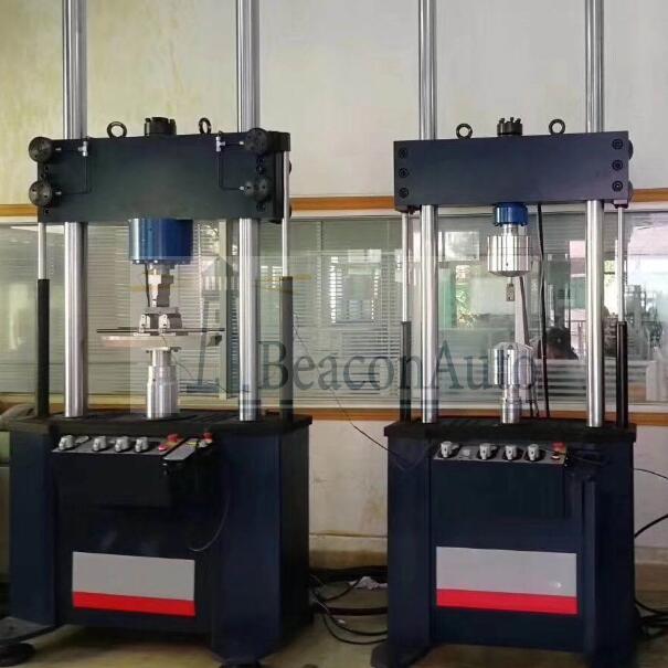 微機(jī)控制電液伺服動(dòng)靜萬(wàn)能疲勞試驗(yàn)機(jī)